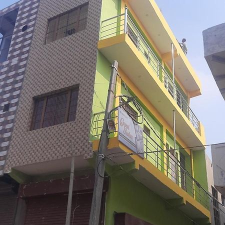 Gopal Sadan Hotel Vrindāvan Exterior foto